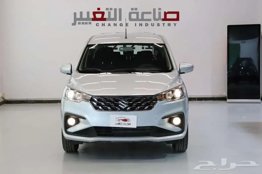 سوزوكي ارتيجا فل موديل GLX 2025بسعر 62000 بالضريبه 0