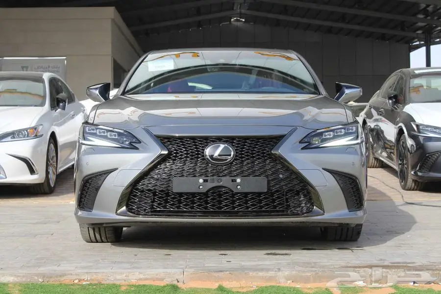 لكزس - ES350 F Sport - خليجي - 2025 - فل كامل 0