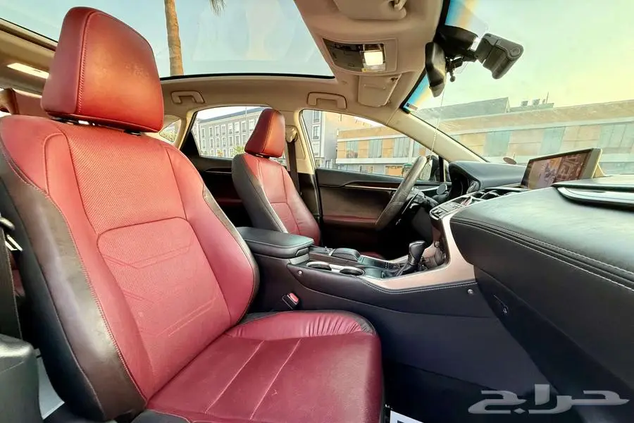 لكزس NX 300 2019 رمادي سعودي 5