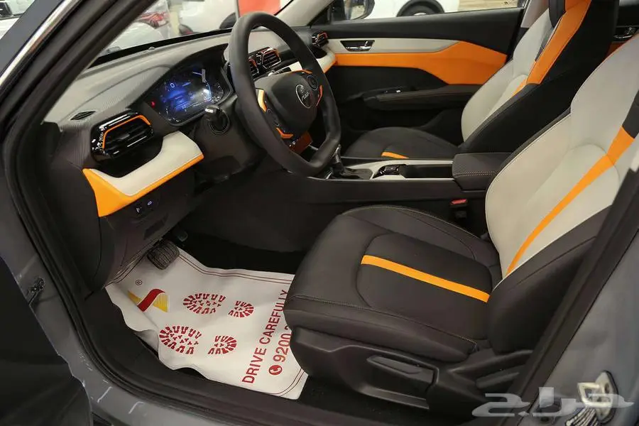 دونج فينج شاين E1 2025 بتصميم عصري وتقنيات متطورة 14