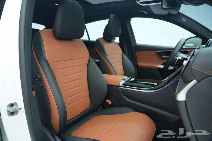 مرسيدس GLC 200 Coupe موديل 2025 أصفار خليجي أبيض جملي 11