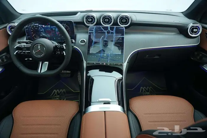 مرسيدس GLC 200 Coupe موديل 2025 أصفار خليجي أبيض جملي 6