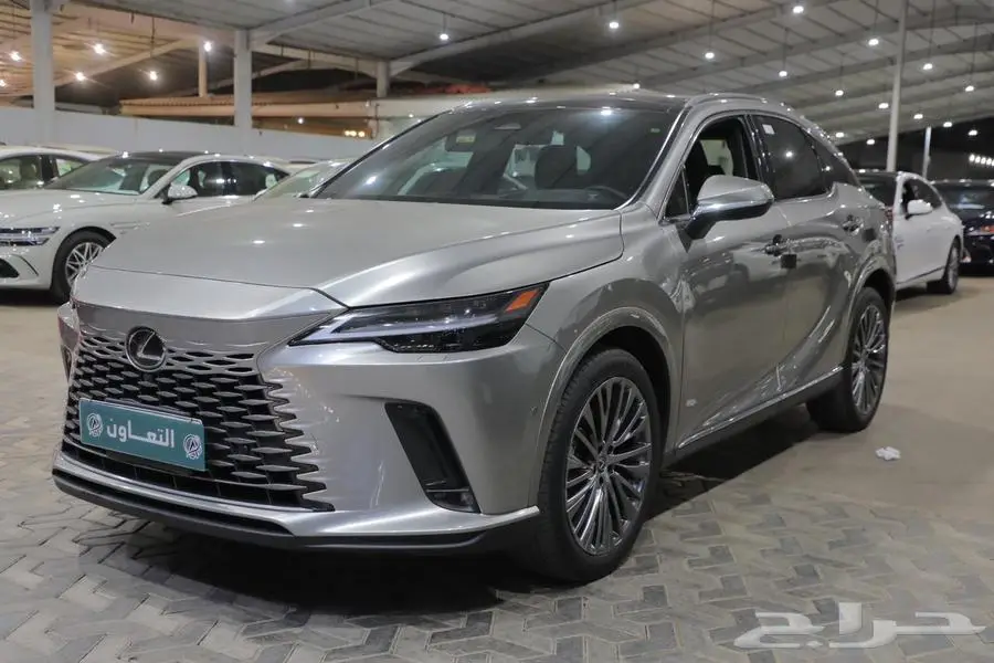 ليكزس RX 350 BB فل كامل بانوراما جلد بنزين موديل 2025 2