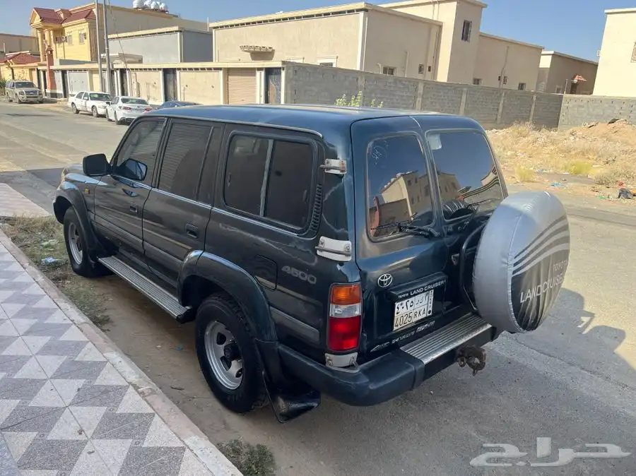 لاندكروزر جيب 1997مكيفين ثلاجه بدي ومحركات شرط 0