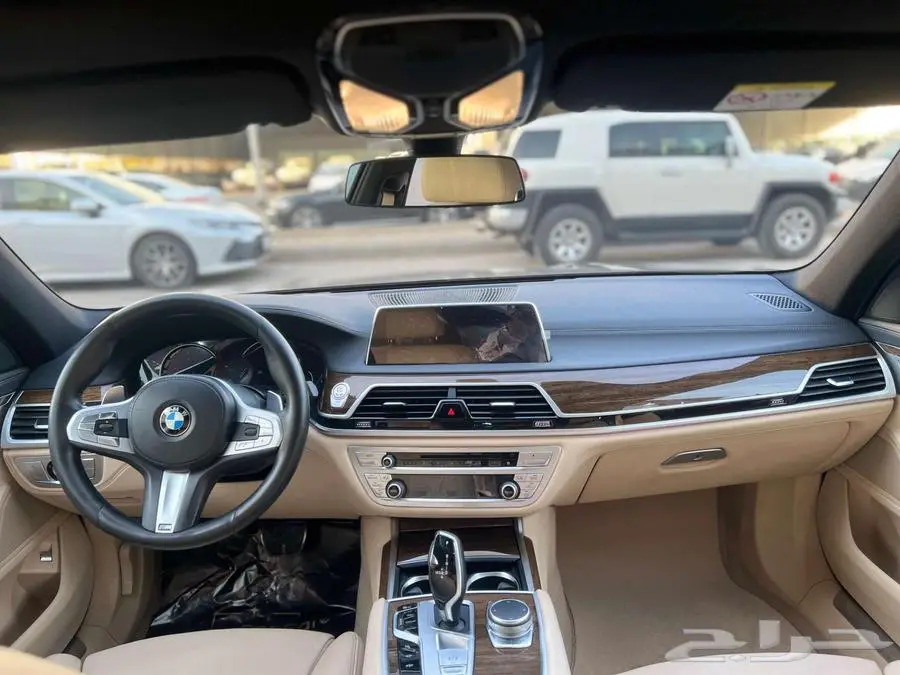 بي ام دبليو 730 موديل 2019-معرض خلف للسيارات 9