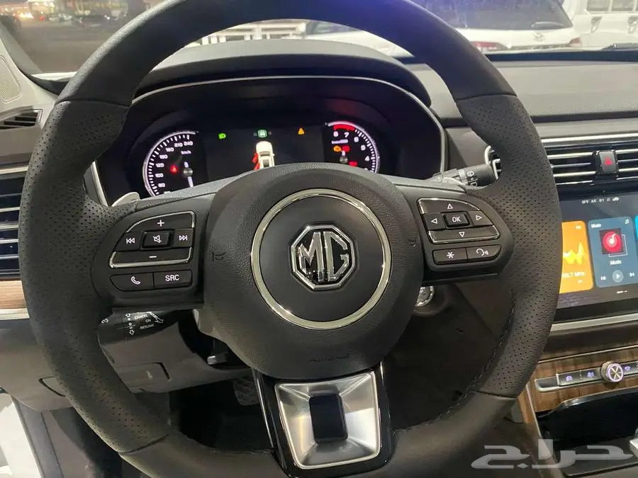 متوفر mg Rx8 فل كامل دبل موديل2024 العائلية تصفية 12