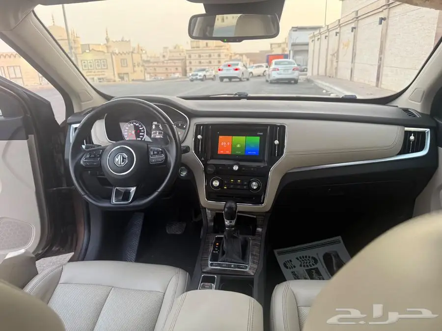 ام جي rx5 2019 34