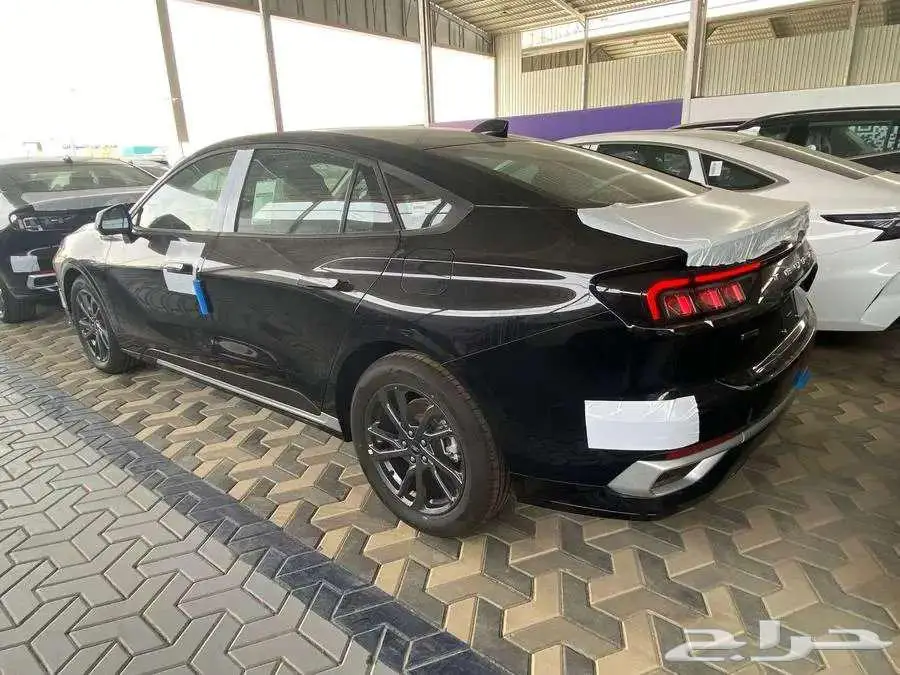 فورد توريس امبيانتي وترند هايبرد 2025 افضل اسعار 1