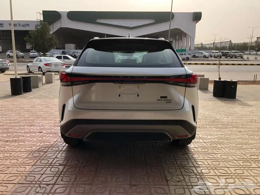 لكزس RX 350 BB 2024 بريمي (ابيض 14