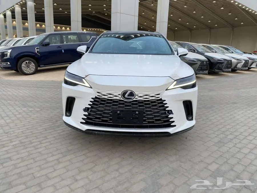 لكزس RX 350 BB 2025بريمي (ابيض -تيتانيوم - اسود) 13
