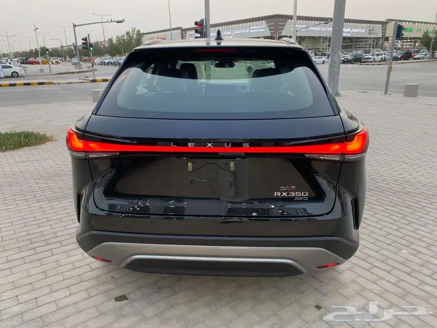 لكزس RX 350 BB 2025بريمي (ابيض -تيتانيوم - اسود) 12