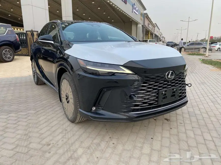 لكزس RX 350 BB 2025بريمي (ابيض -تيتانيوم - اسود) 1