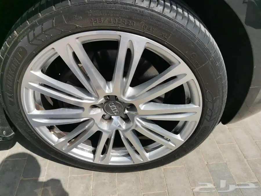 اودي A8 L موديل 2013 اللون اسود 15