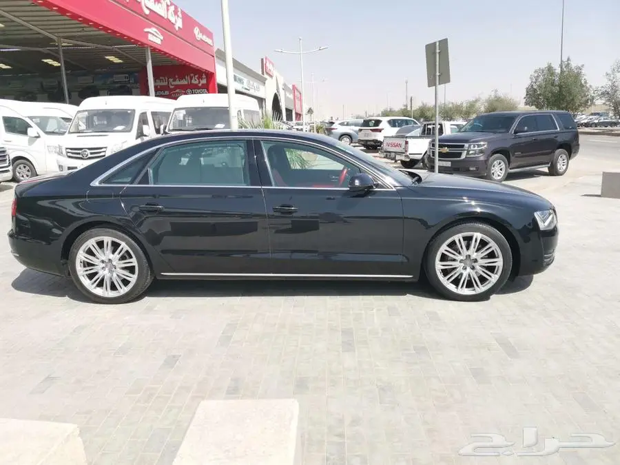 اودي A8 L موديل 2013 اللون اسود 3