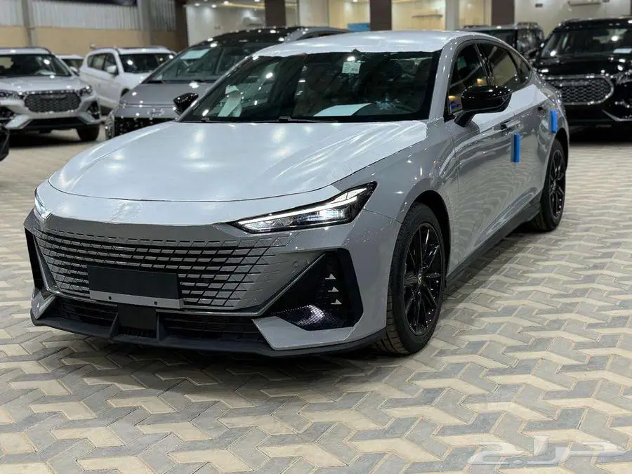 شانجان UNI V ايليت 2026 9