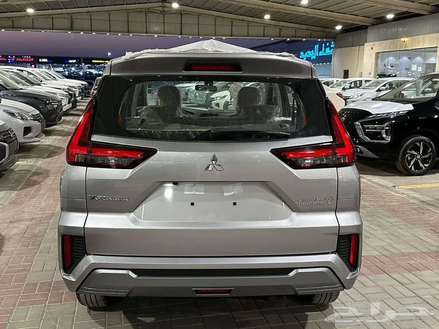 عرض خاااص ميتسوبيشي اكسباندر HL موديل 2025 جميع الالوان 8