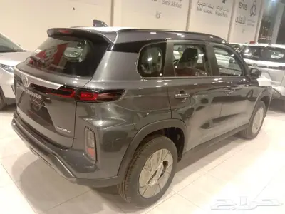 تويوتا اوربان كروزر ستاندر GL موديل 2025 3