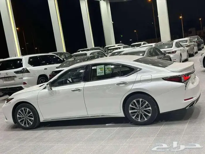 لكزس - ES350 CA - الساير - 2025 9