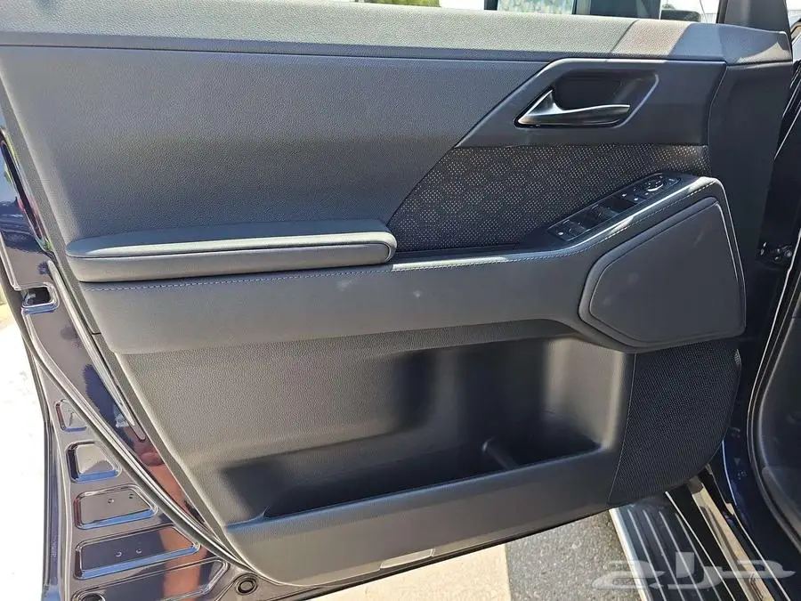 Lexus GX 550 Premium - 2025 - NEW 13