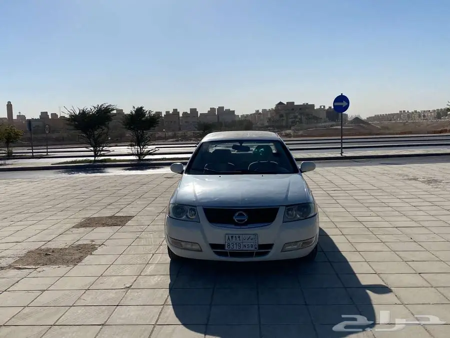 نيسان صني ستاندر 2011 6