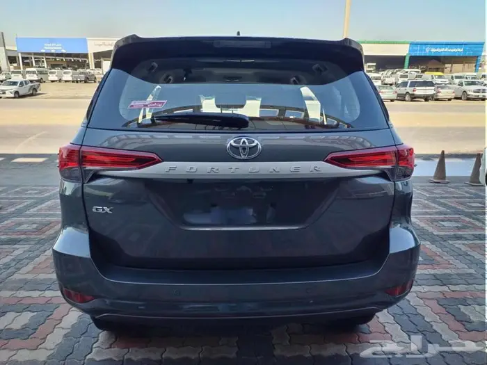 تويوتا فورشنر GX2 2025 ديزل 12