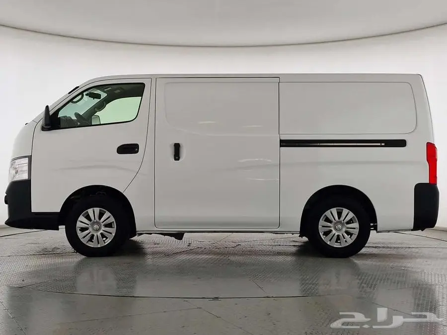 نيسان باص اورفان NV350 2022 1