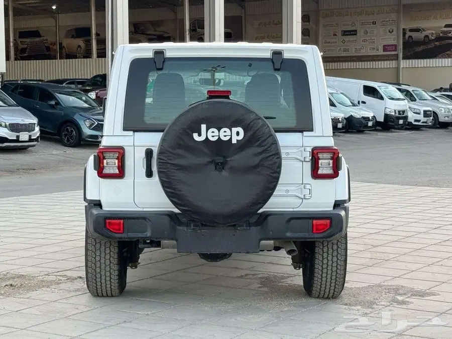 جيب رانجلر 4 ابواب صحاري انليميتد 2023 6