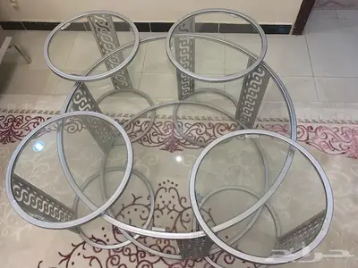 طاولات للبيع سعر 100 0