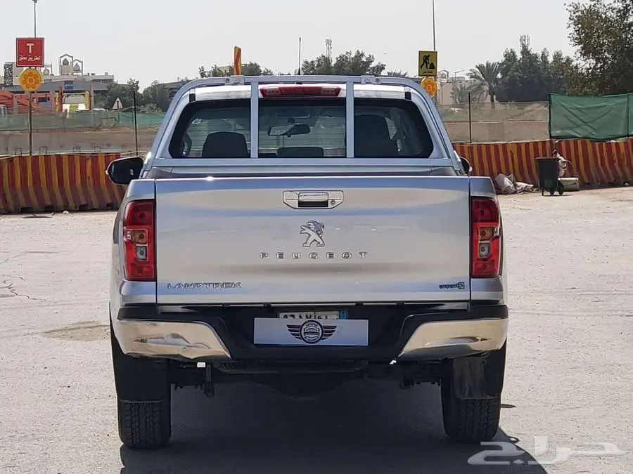 بيجو لاندتريك 2023 7