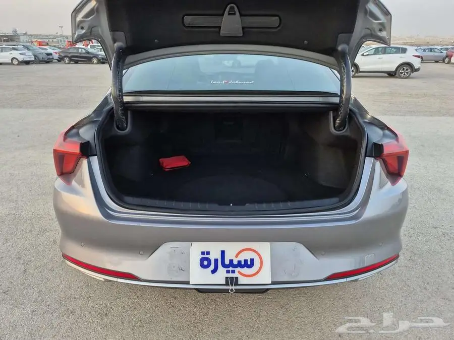 كيا K8 LX 2023 8