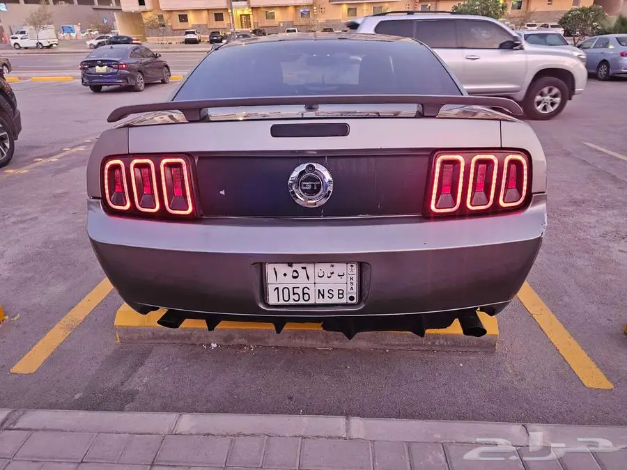 موستنج 2009 4.6L v8 6