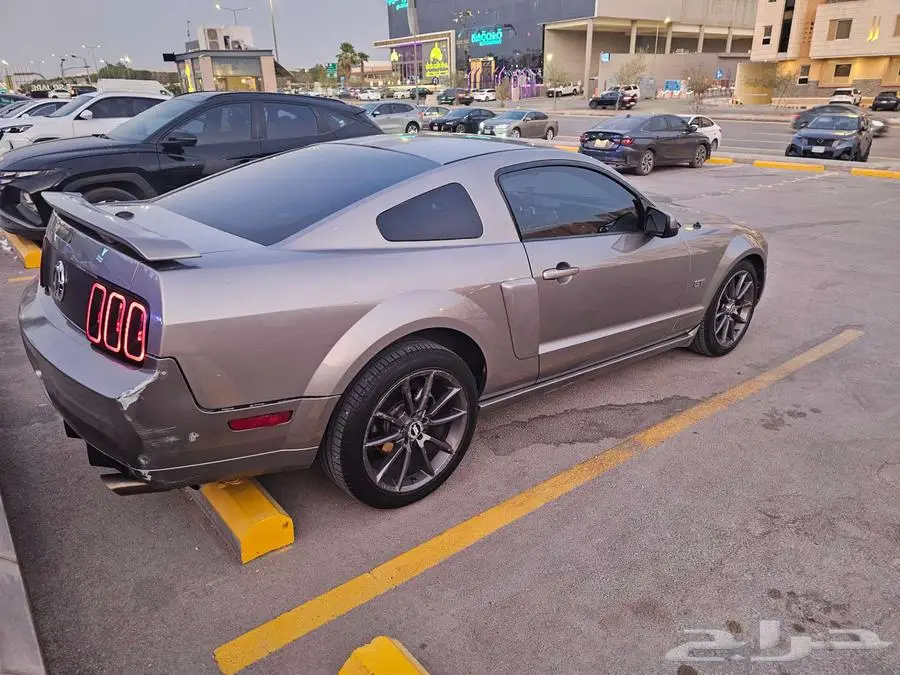 موستنج 2009 4.6L v8 3