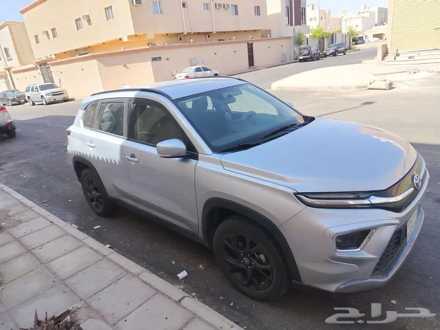 للبيع تويوتا اربان كروز 2023 2