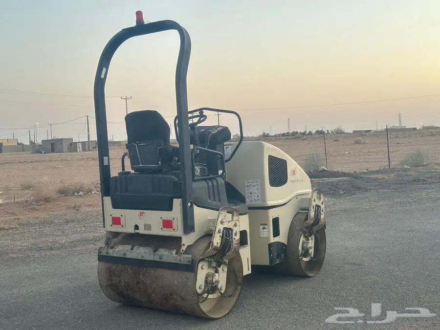 رصاصة فولفو انجرسن دكاكة مدحلة امريكي للبيع 3