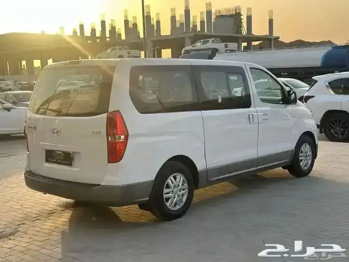 هونداي H1 ابيض 2020 7
