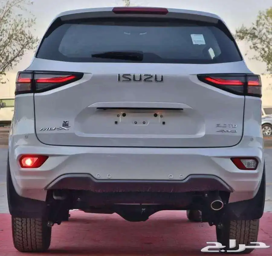لا يفوتك ايسوزو MUX فل كامل 2024 دبل ديزل سعودي 6