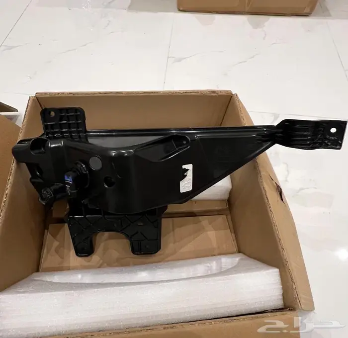 كشافات امامية فورد F150 xlt 2023 مكحله 4