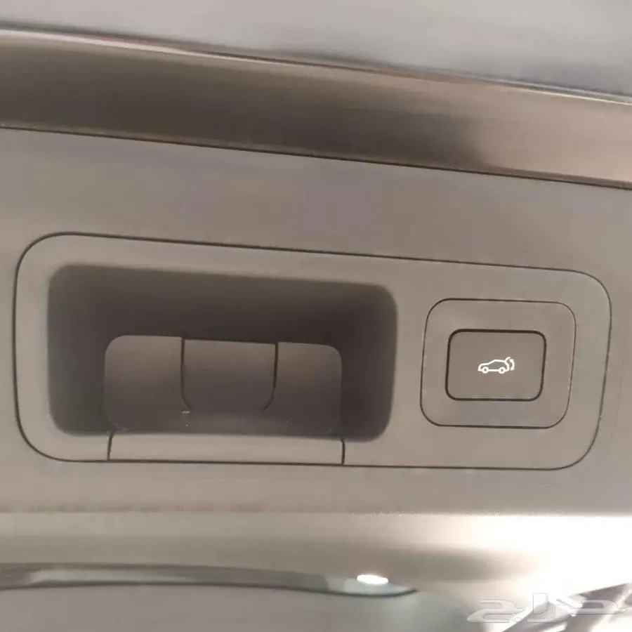 جى اى سى -فان ام 8 -GAC VAN M8 GX 2.0T 7- اقل سعر. 7