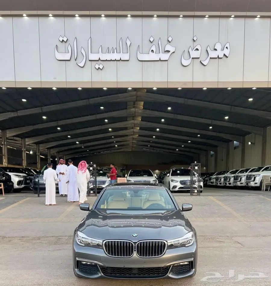 بي ام دبليو 730 موديل 2019-معرض خلف للسيارات 0