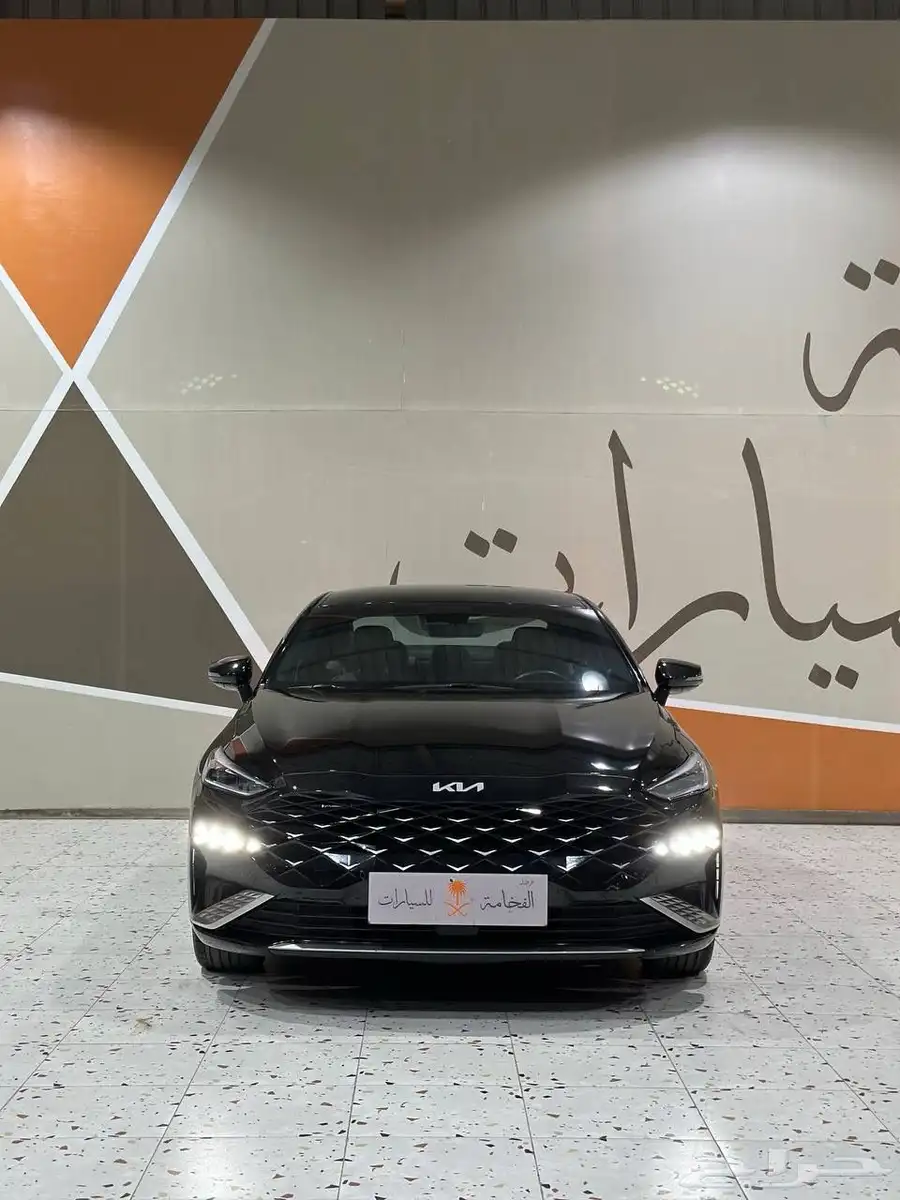 كيا K8 نص فل 2023 . رصد الفخامة 2
