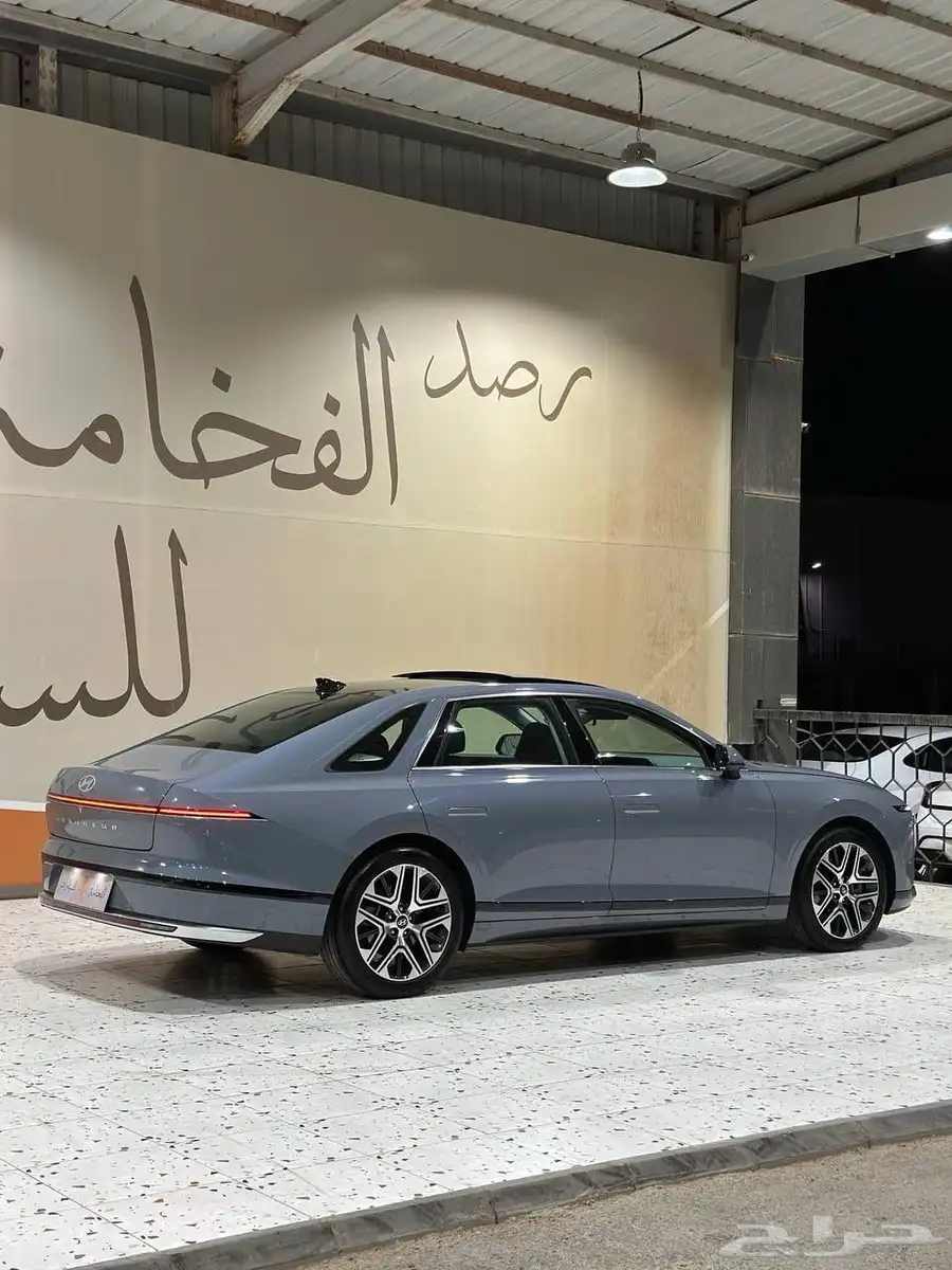 ازيرا 2023 بريميوم . رصد الفخامة 12