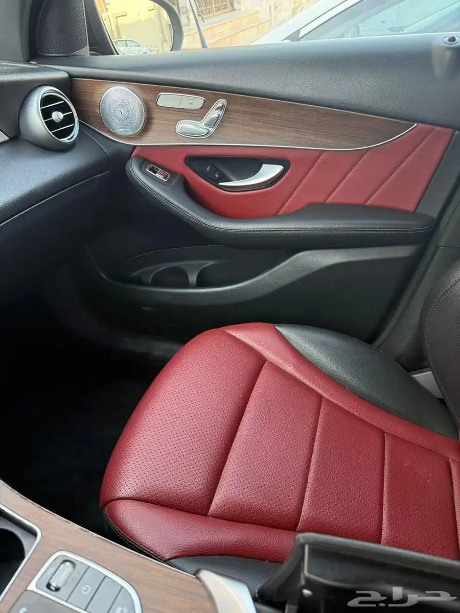 مرسيدس GLC300 2020 AMG 12