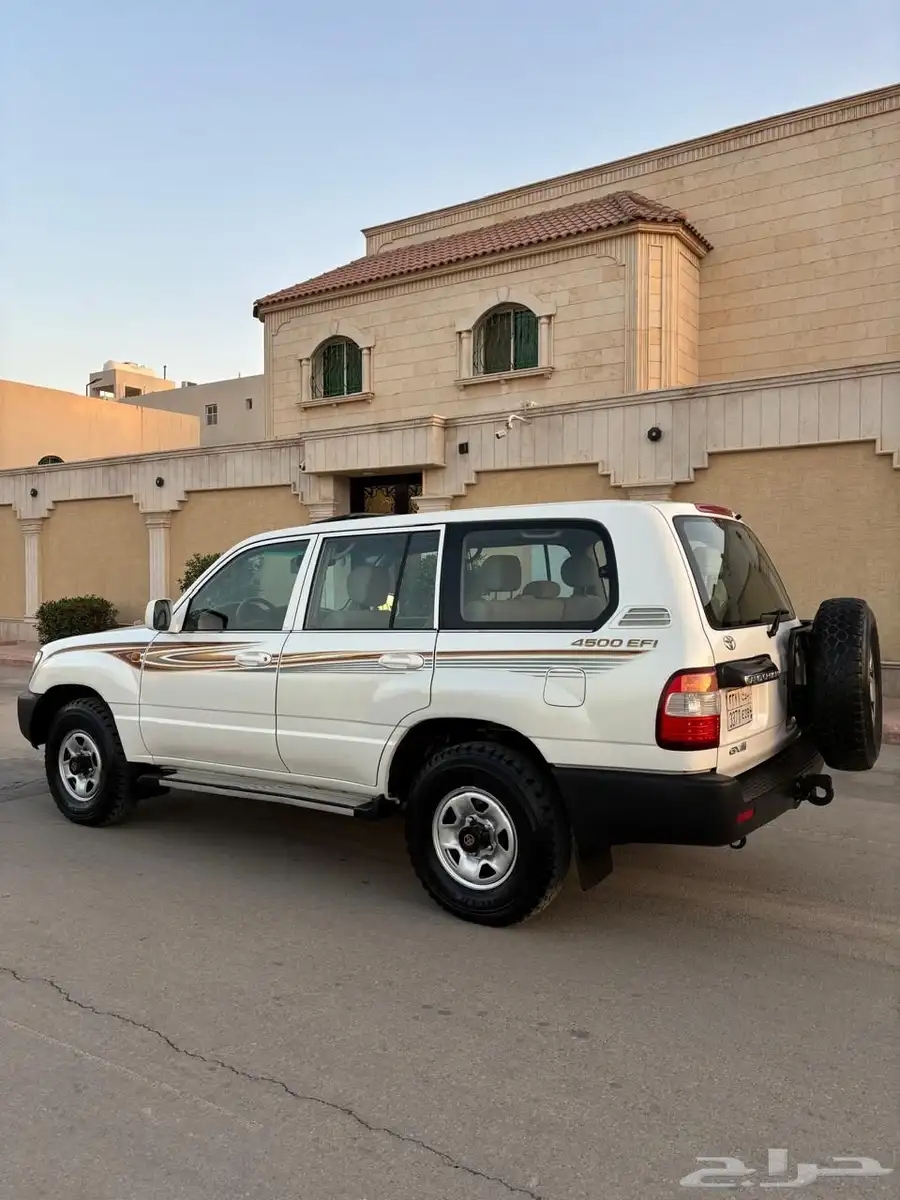 لاندكروزر 2007 3