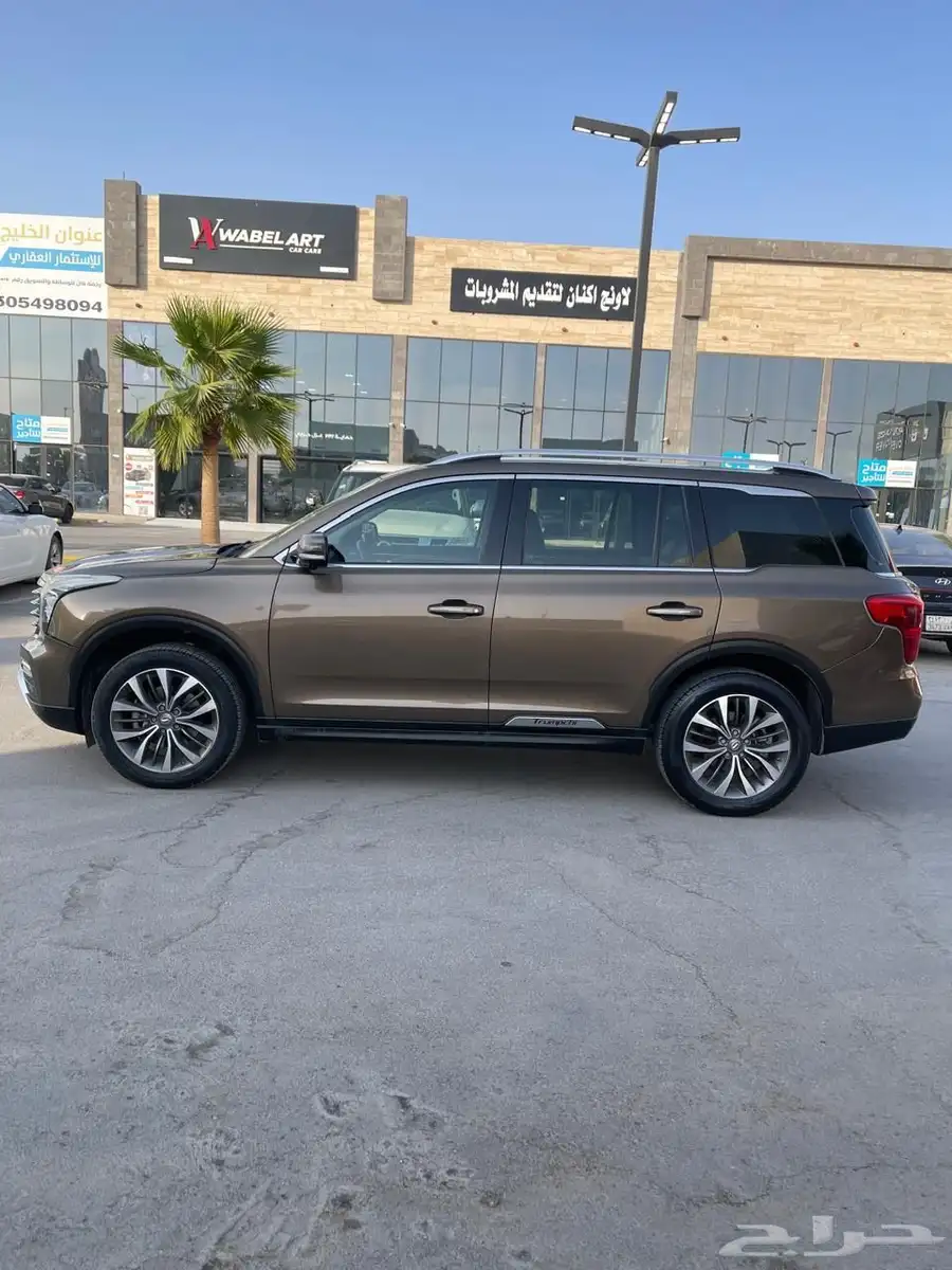 للبيع سيارة من شركة جاك  فئة السيارة GS8 3