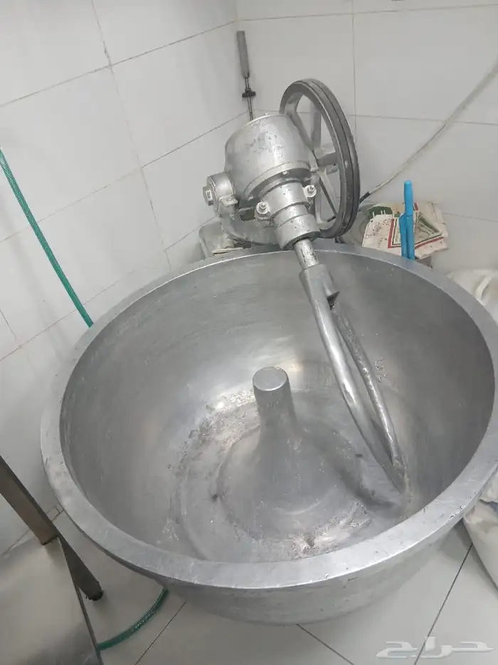 ثلاجه مطعم و عجانه 0