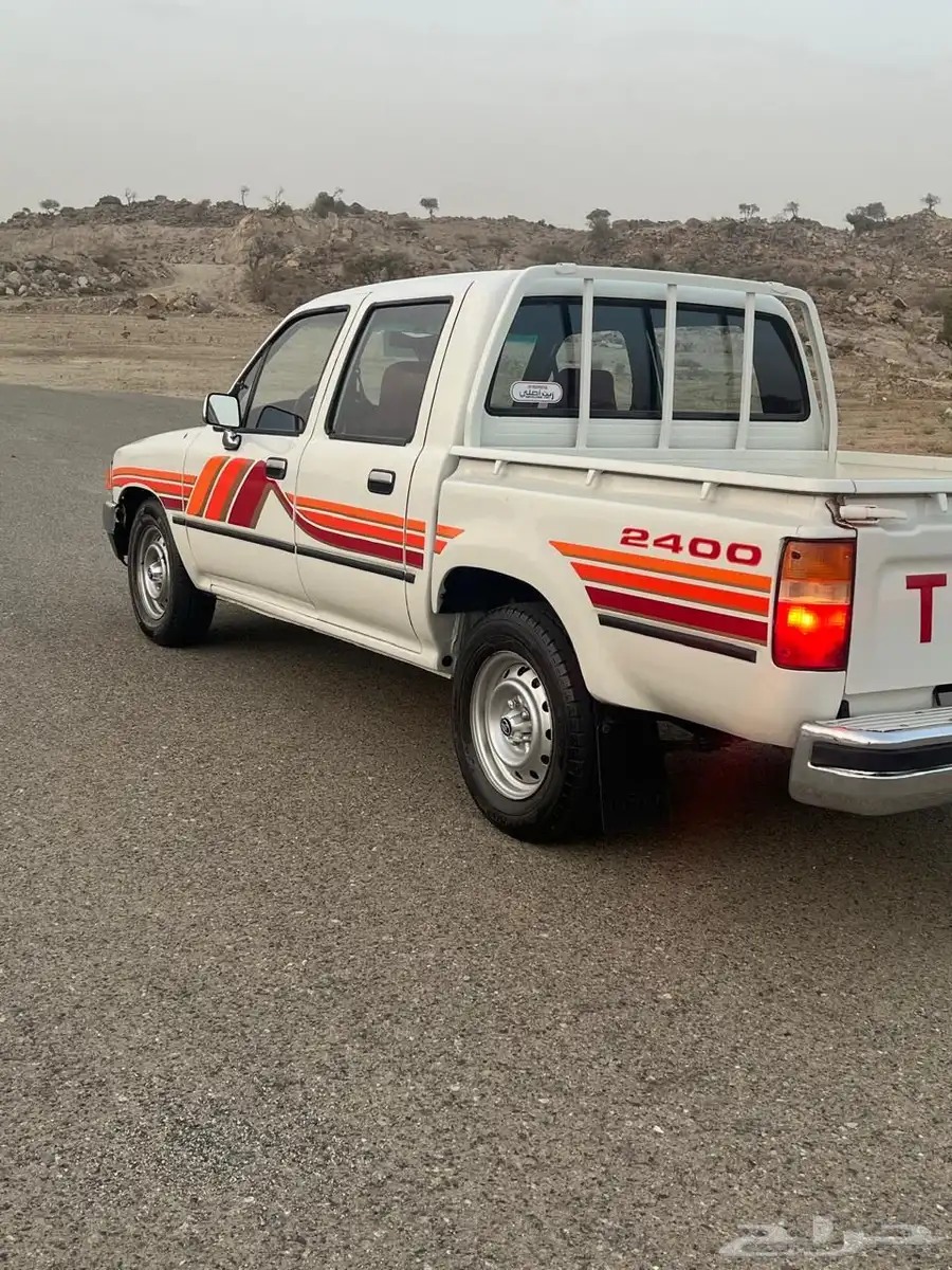 هايلوكس 93 4
