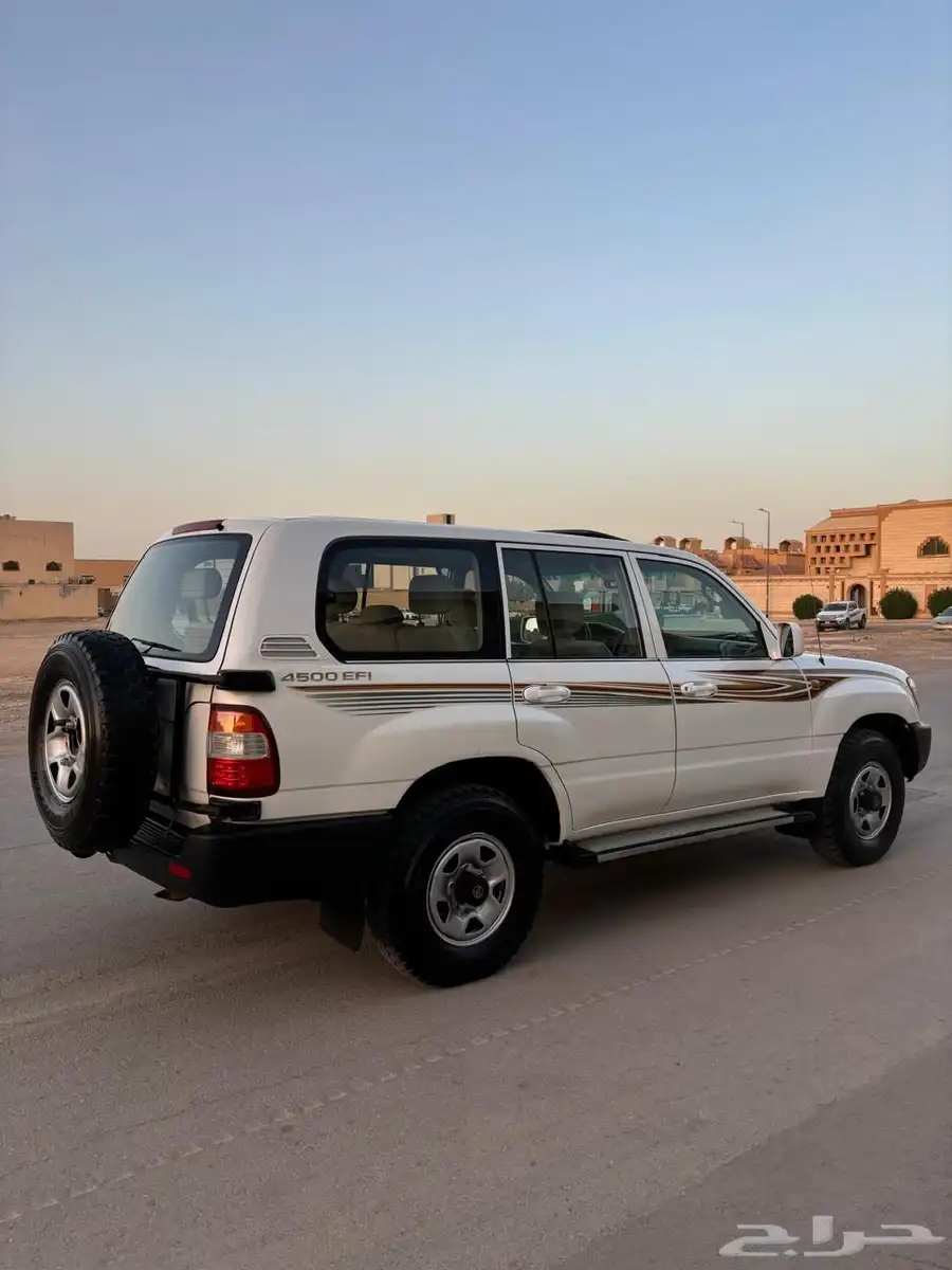 لاندكروزر 2007 4