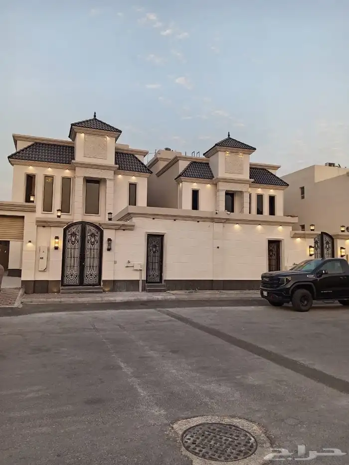 فلل دبلكسات شقق جميعها متوفره وجميع الاسعار 0