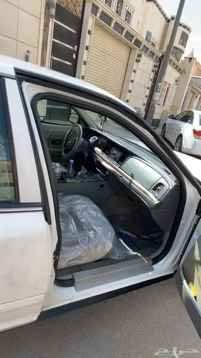 فورد فكتوريا 2002 3