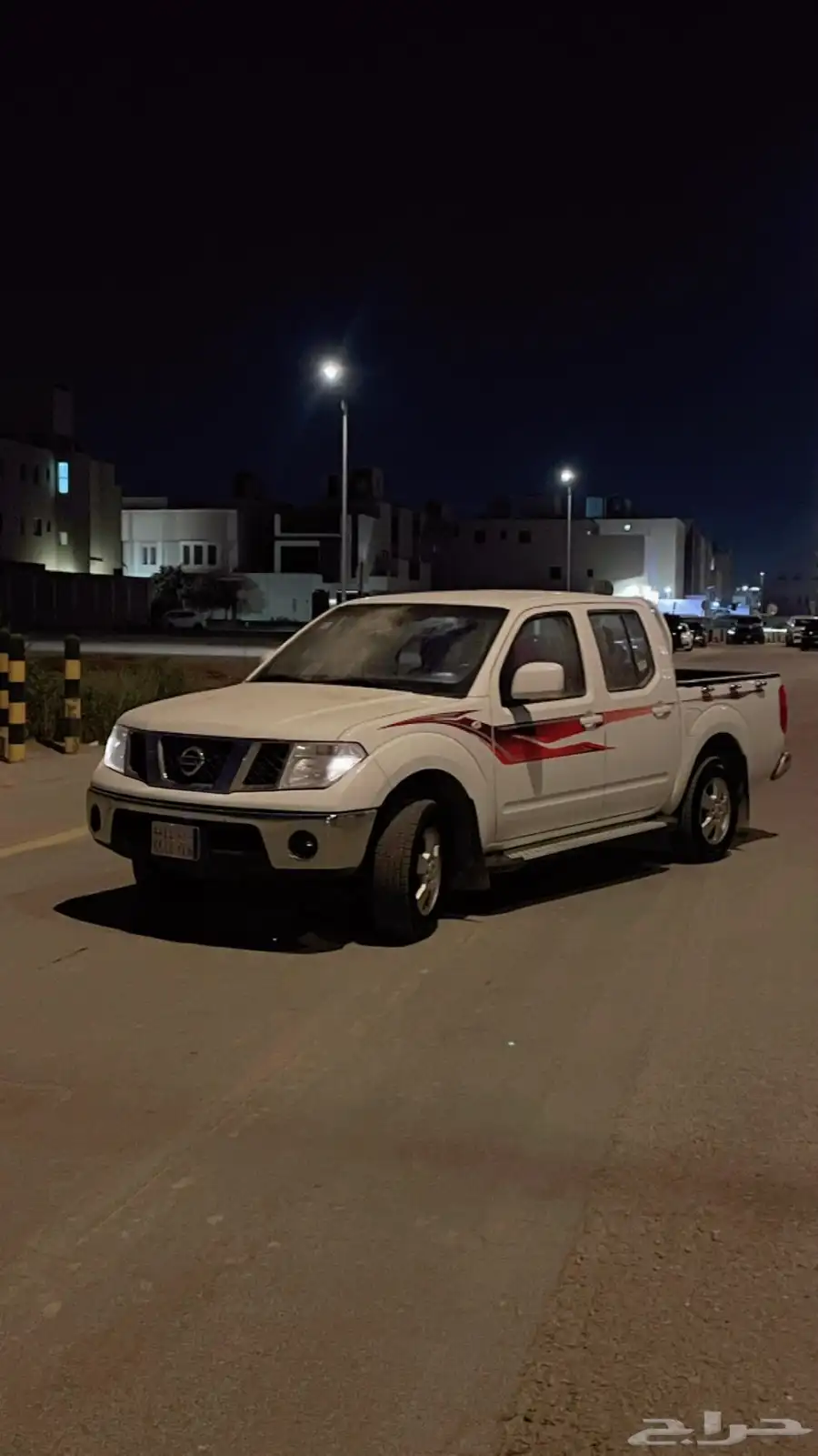 نيسان نافارا 2015 17